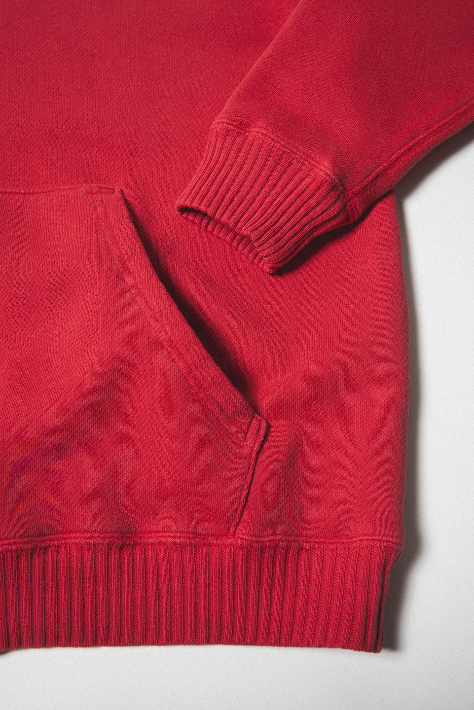 CORE HOODIE