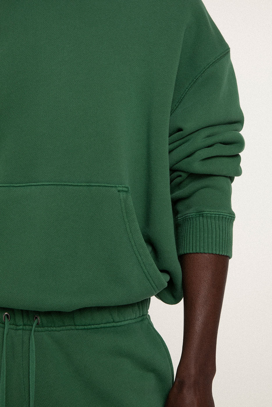 CORE HOODIE