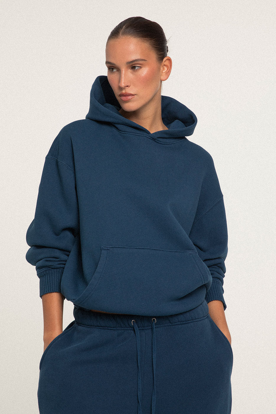 CORE HOODIE