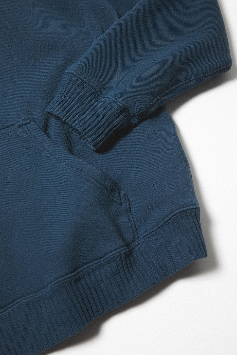 CORE HOODIE