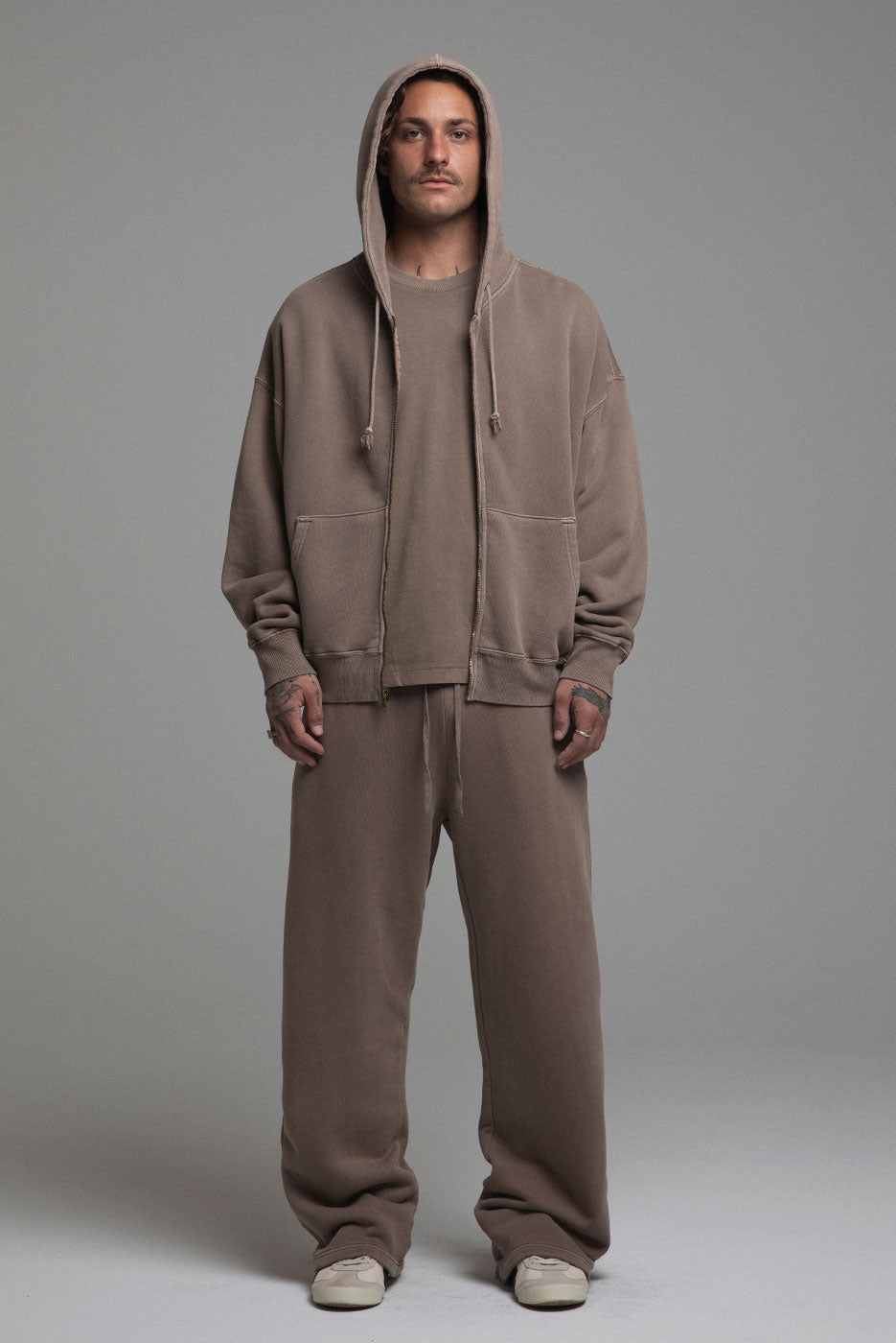 CORE ZIP HOODIE