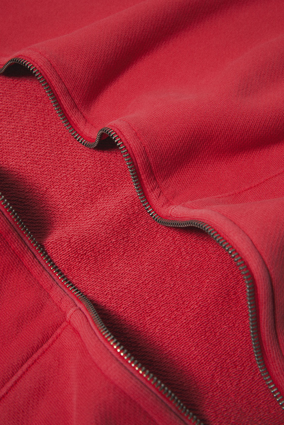 CORE ZIP HOODIE