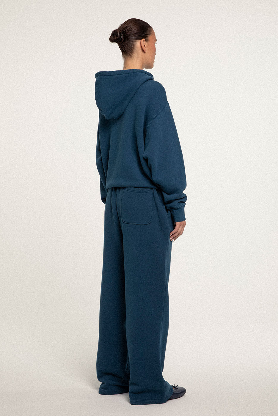 CORE ZIP HOODIE