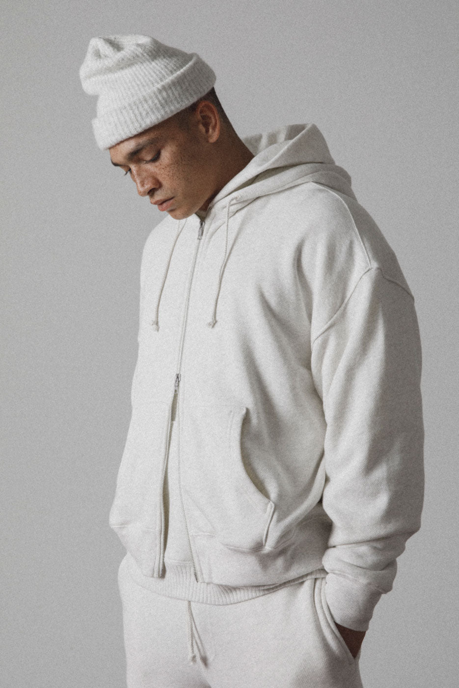 UNLINED ZIP HOODIE