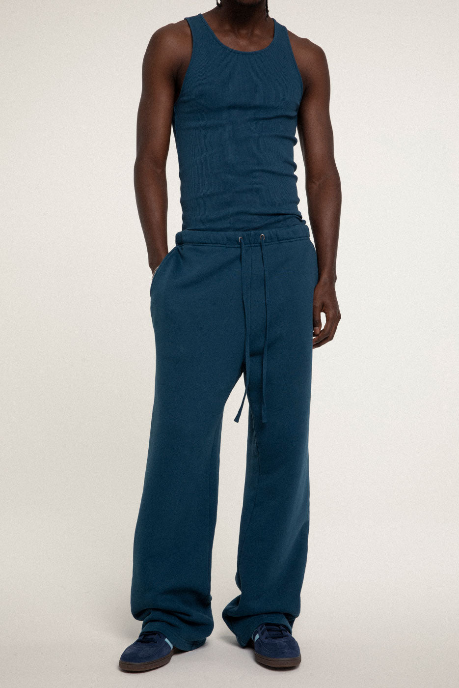 CORE STRAIGHT LEG SWEATPANT