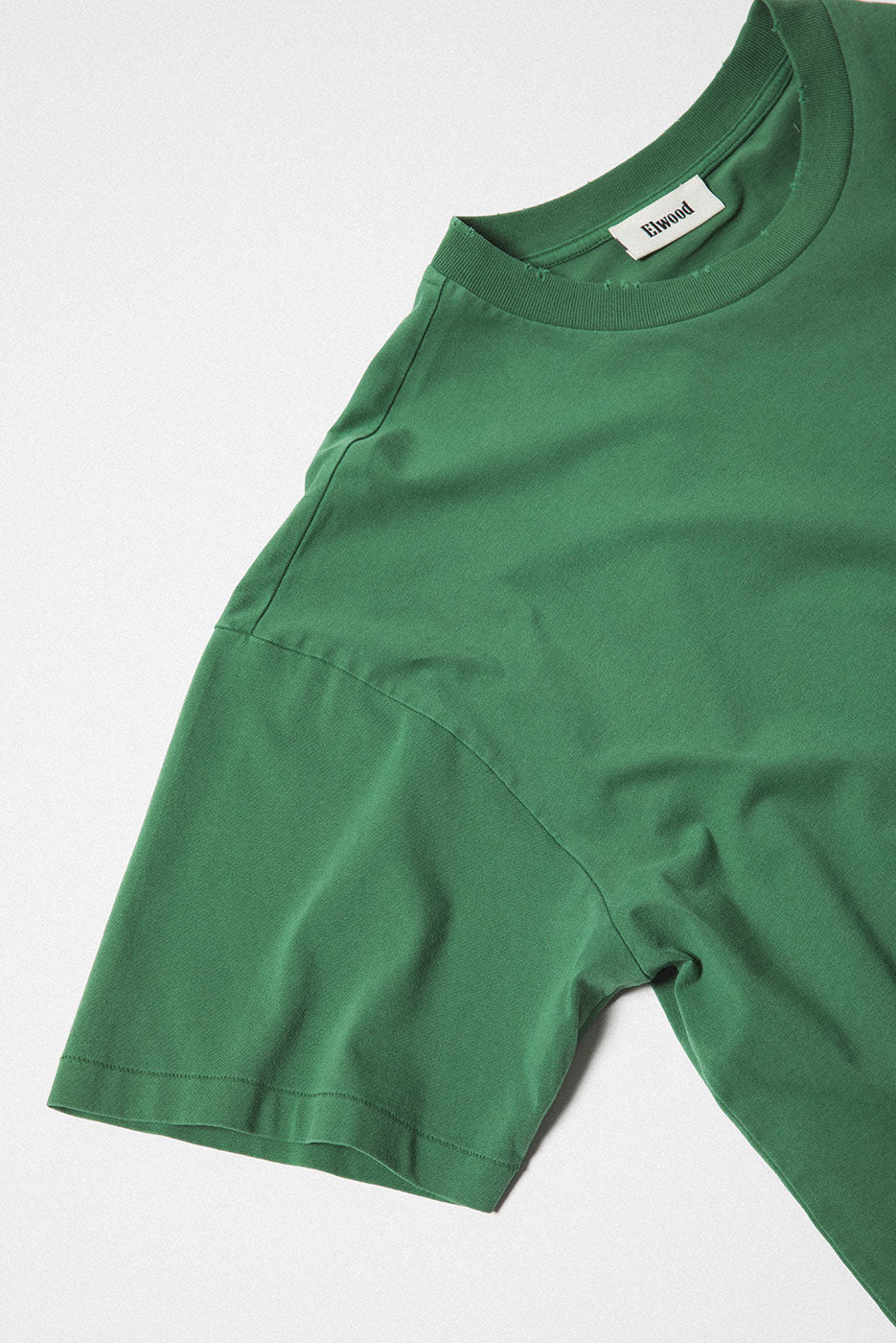 OVERSIZED CROP CORE TEE