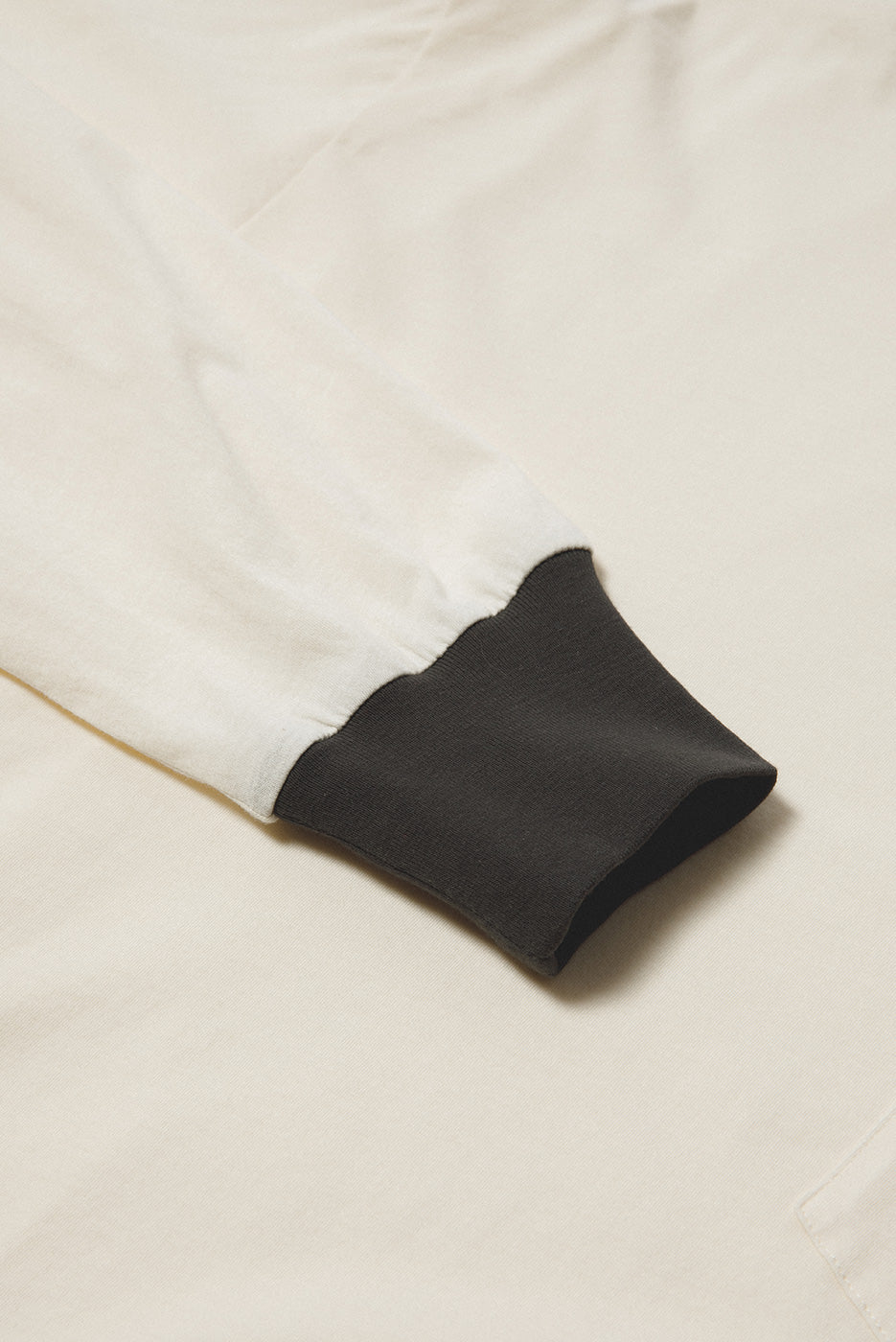 TROPHY RINGER LS TEE