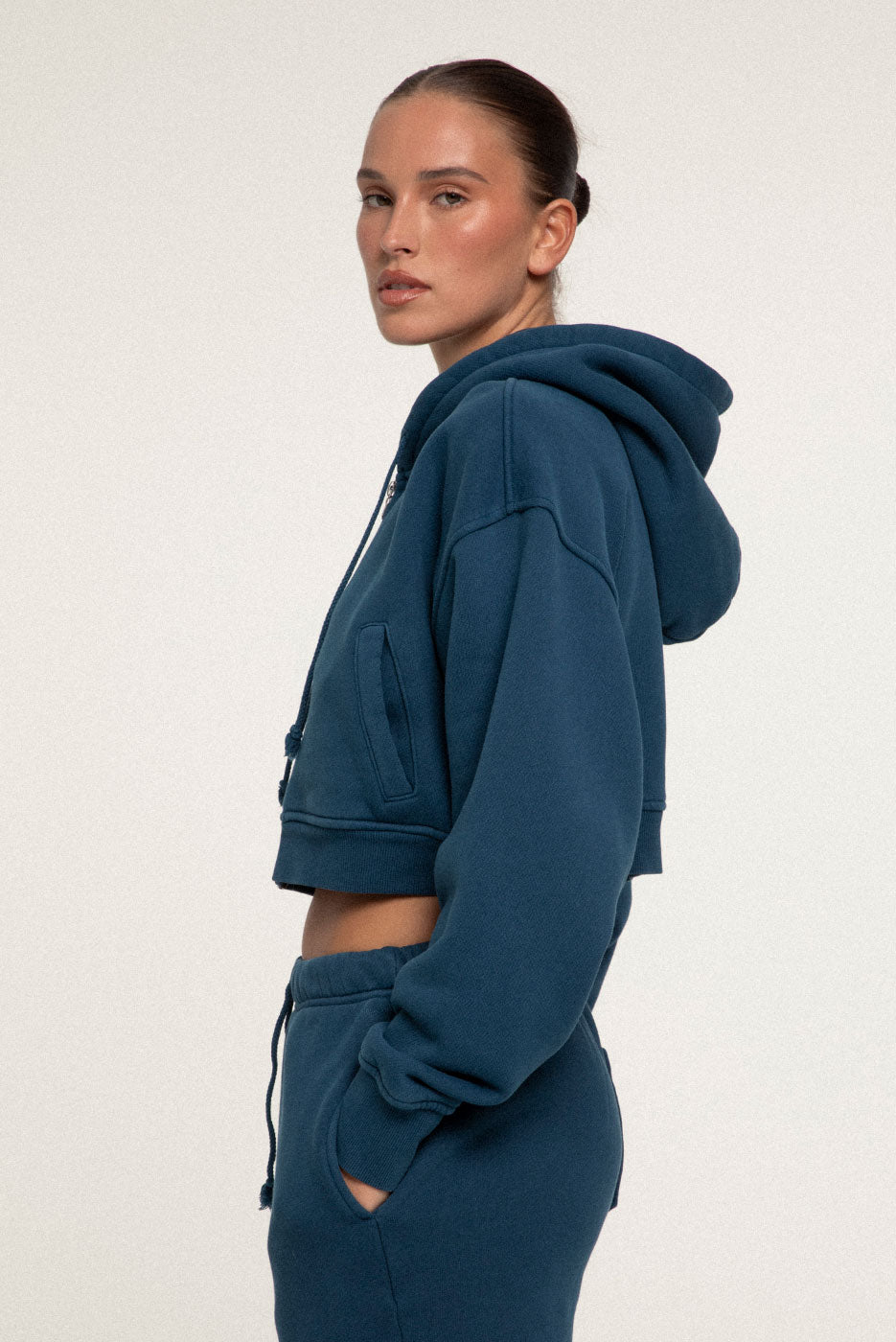 BABYDOLL CROP ZIP HOODIE 2.0